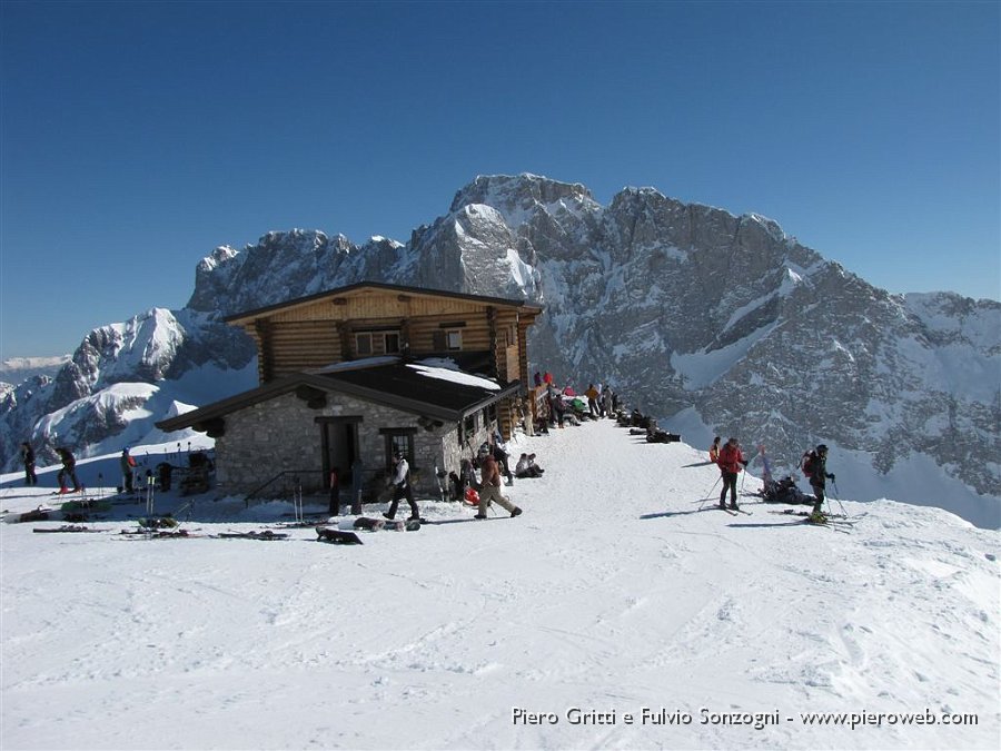 46 Chalet dell'Aquila, 2200 m..jpg